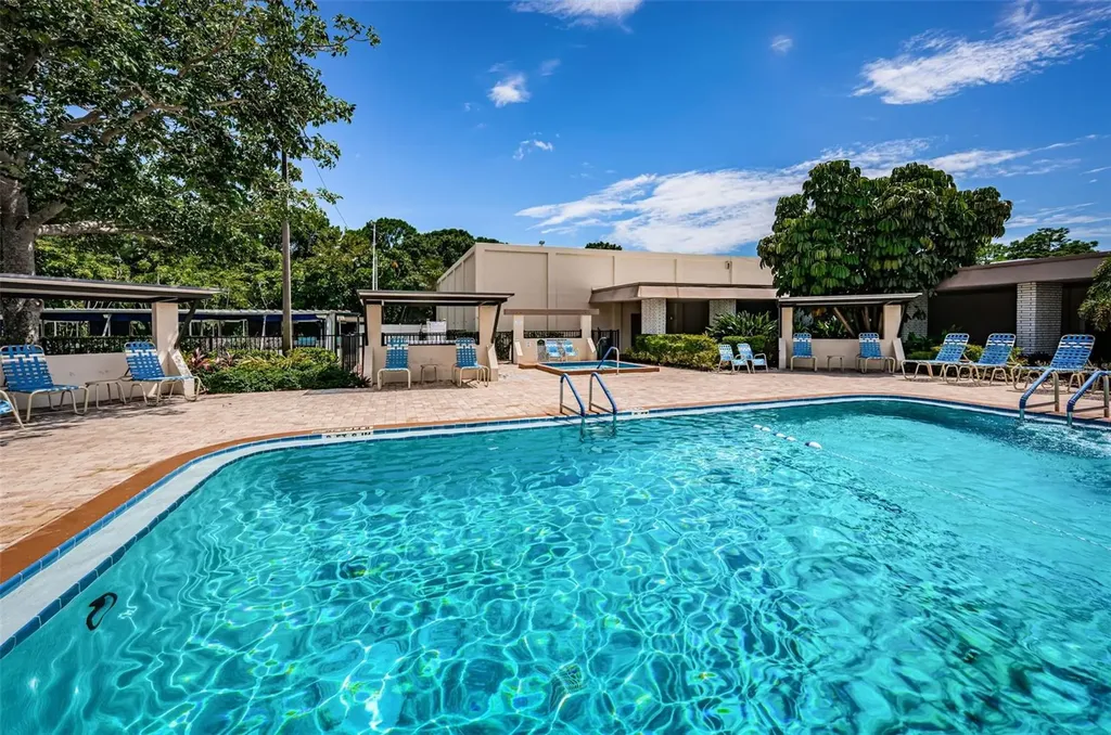 5501 80th Street N St Petersburg FL 33709