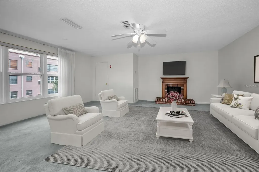 5501 80th Street N St Petersburg FL 33709