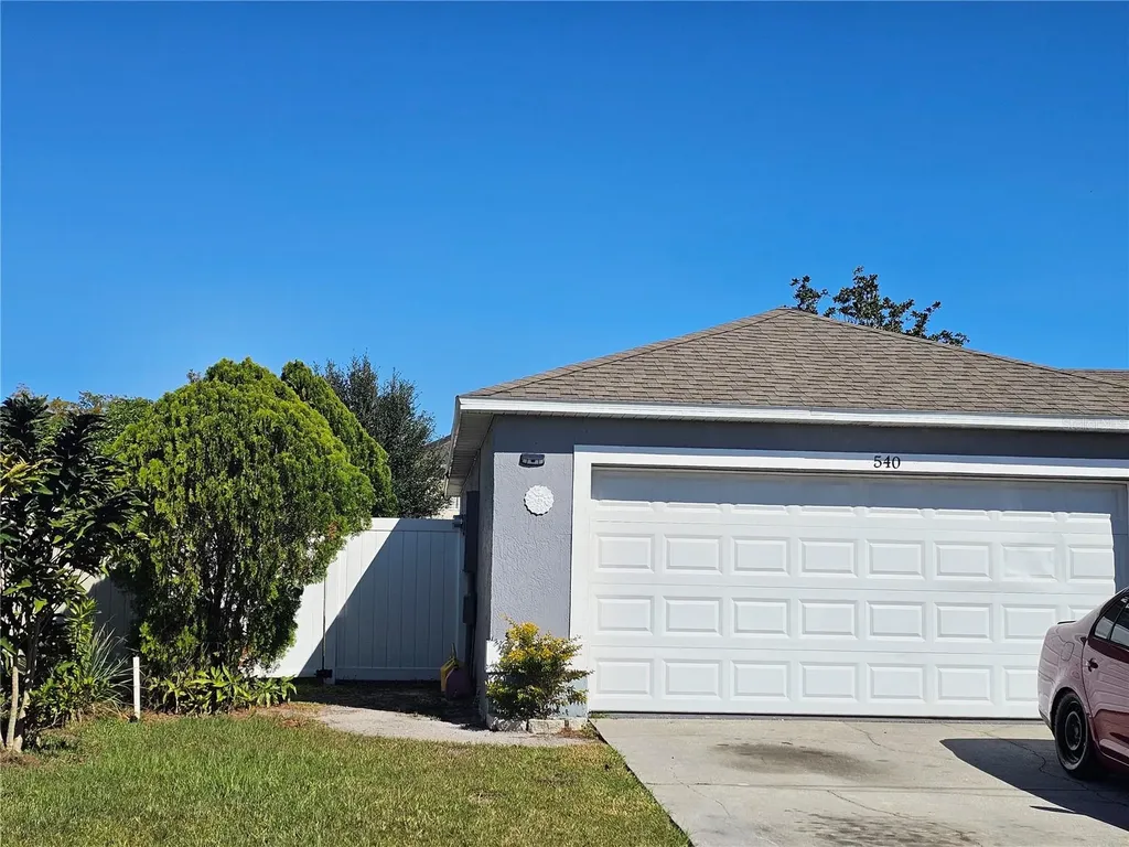540 Oak Branch Circle Kissimmee FL 34758