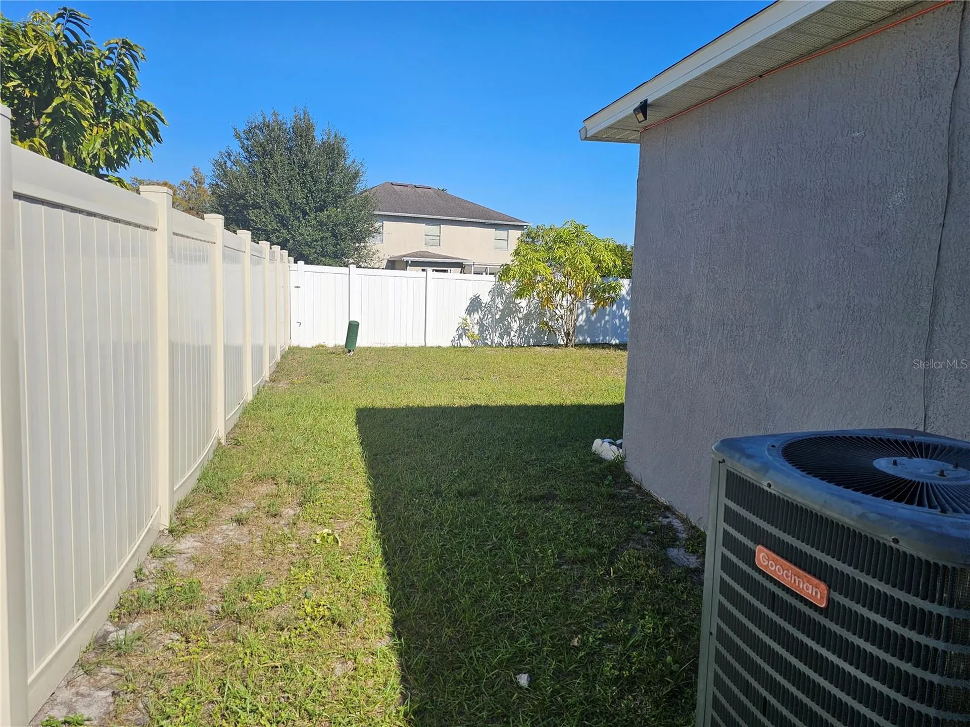 540 Oak Branch Circle Kissimmee FL 34758