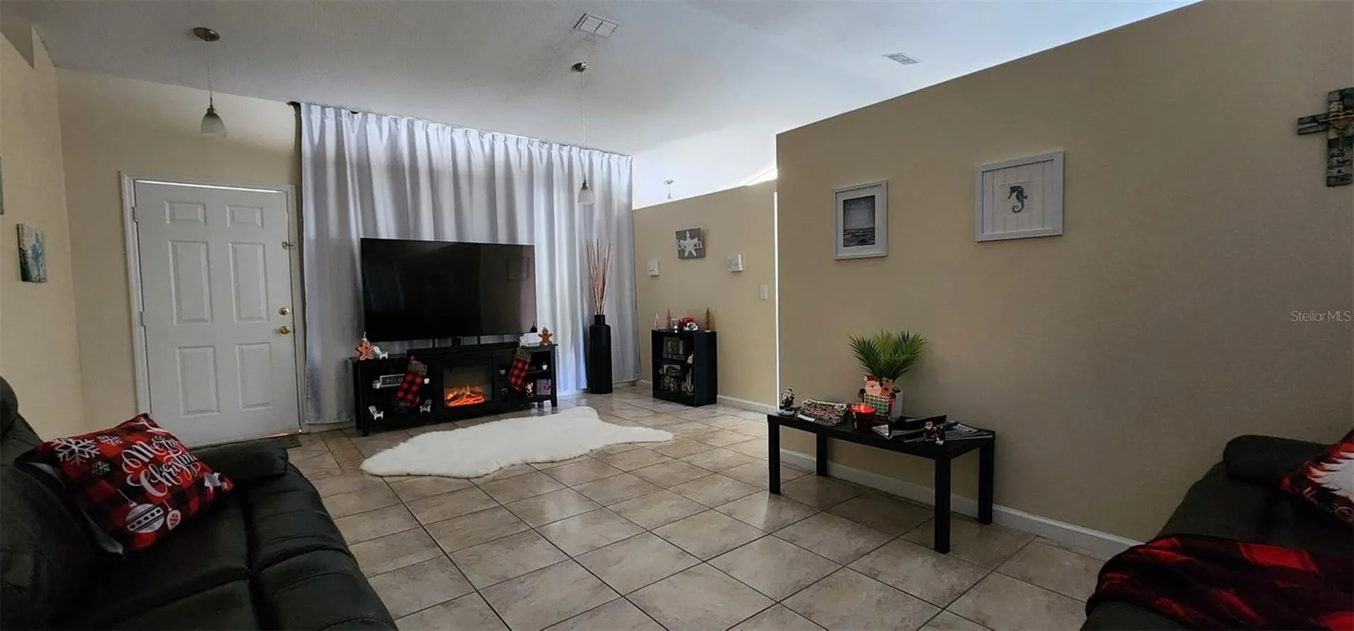 540 Oak Branch Circle Kissimmee FL 34758