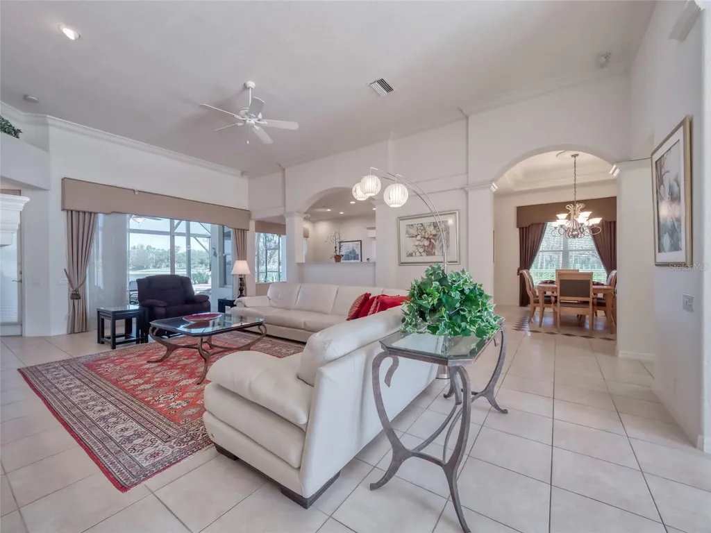 6631 Waters Edge Way Lakewood Ranch FL 34202