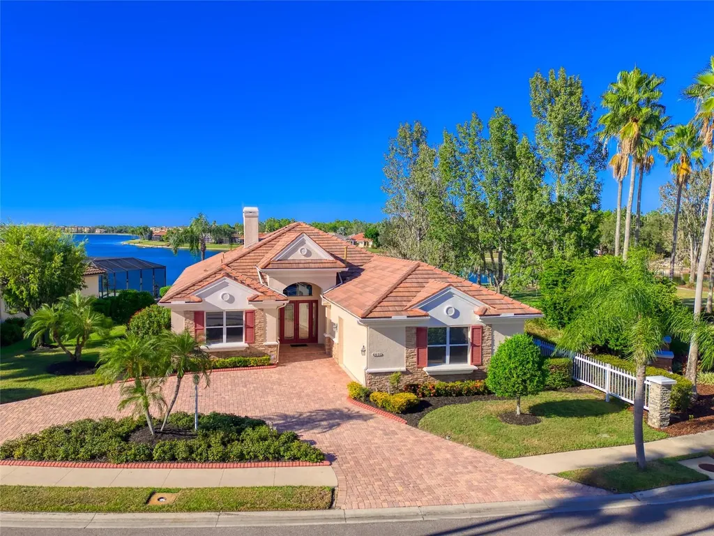 6631 Waters Edge Way Lakewood Ranch FL 34202