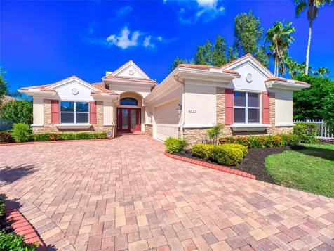 6631 Waters Edge Way Lakewood Ranch FL 34202