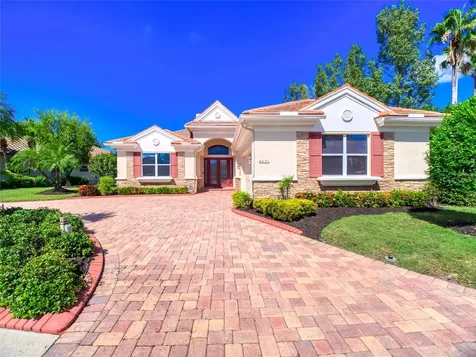 6631 Waters Edge Way Lakewood Ranch FL 34202