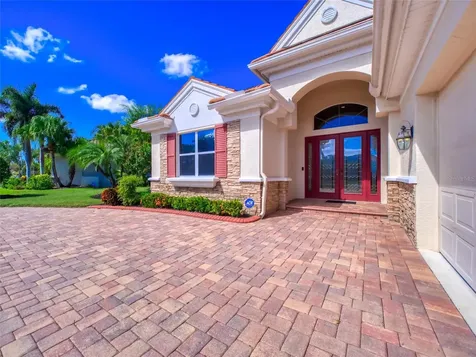 6631 Waters Edge Way Lakewood Ranch FL 34202