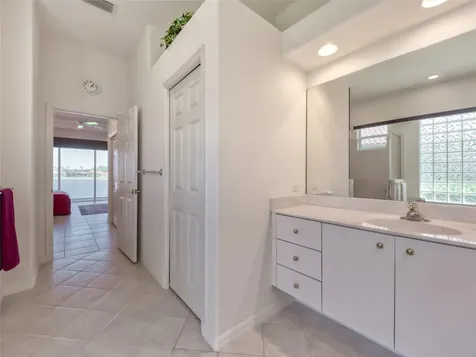 6631 Waters Edge Way Lakewood Ranch FL 34202