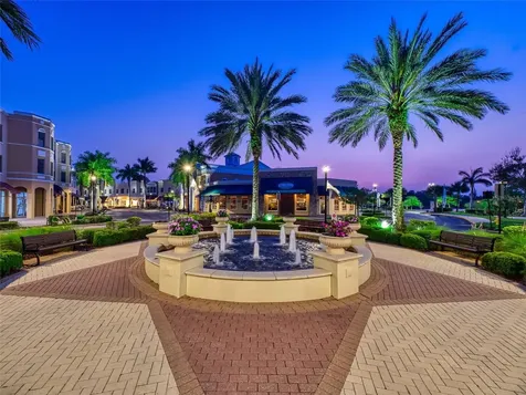 6631 Waters Edge Way Lakewood Ranch FL 34202