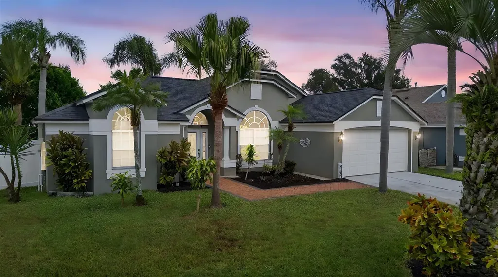 347 Loma Del Sol Drive Davenport FL 33896