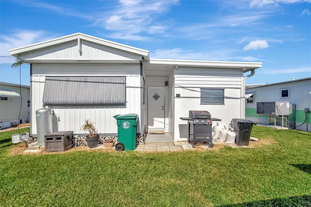 247 Palm Lane Palmetto FL 34221