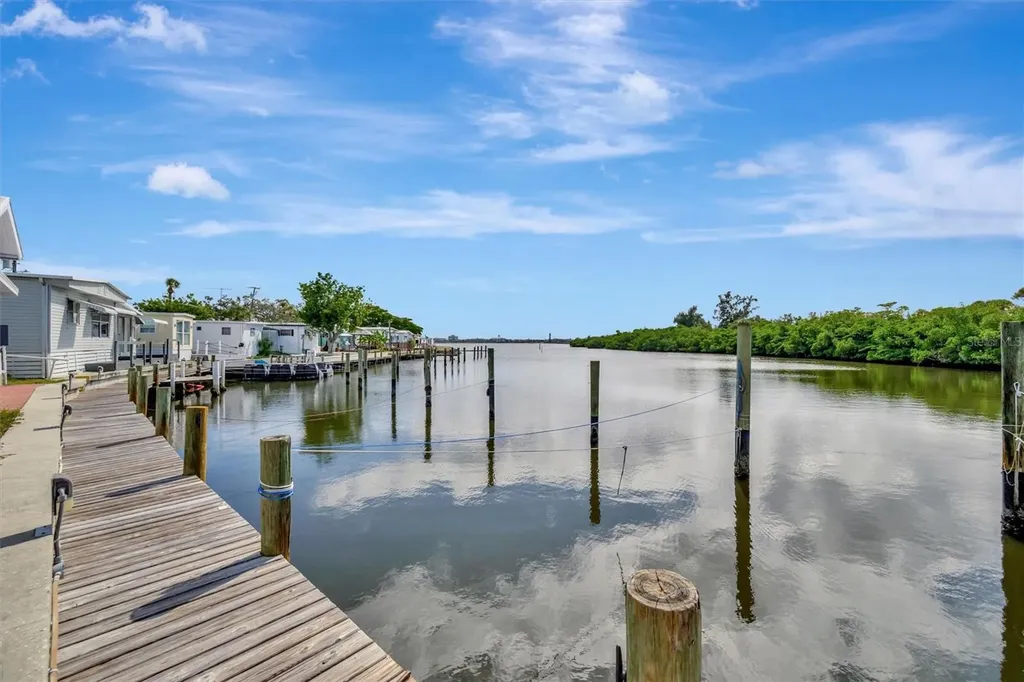247 Palm Lane Palmetto FL 34221
