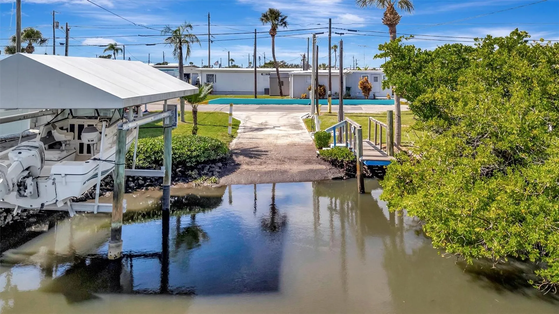 247 Palm Lane Palmetto FL 34221