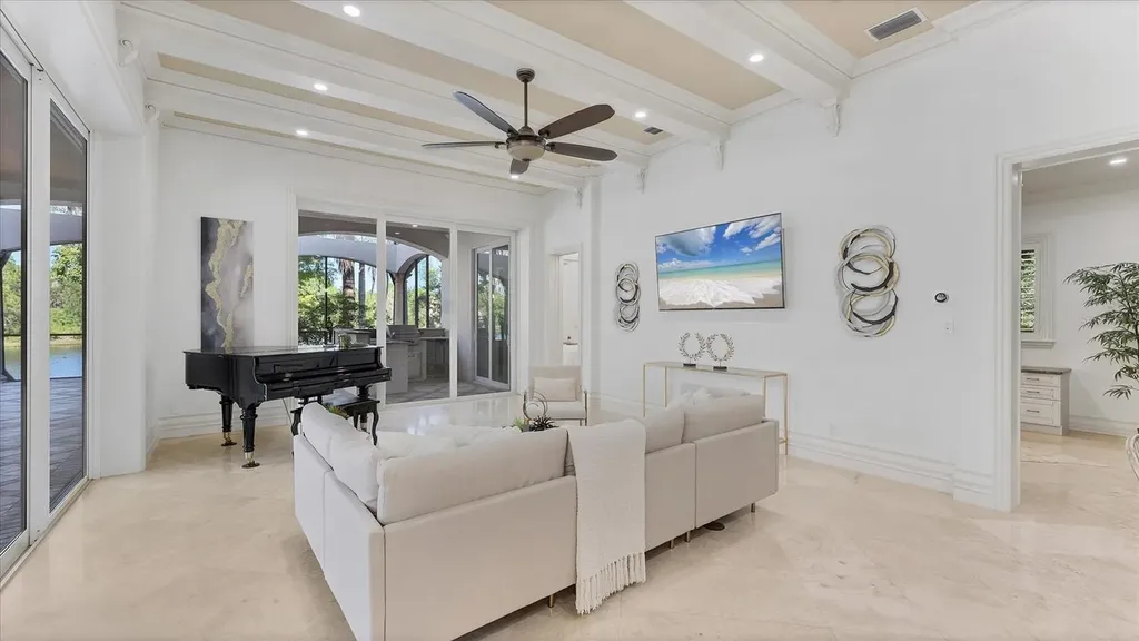 19451 Ganton Avenue Bradenton FL 34202