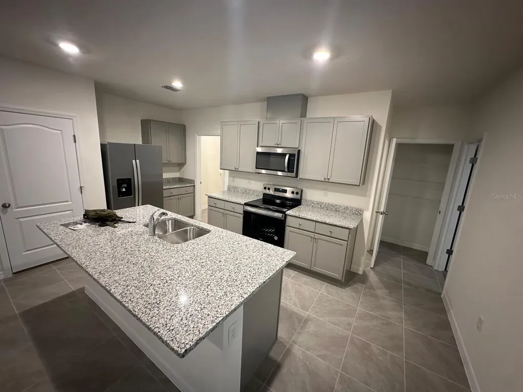 687 Park Place Boulevard Davenport FL 33837
