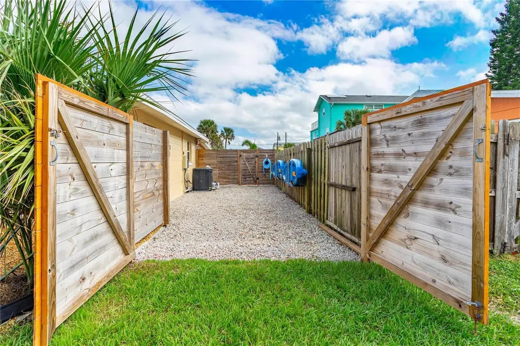 4219 Oriole Avenue Port Orange FL 32127