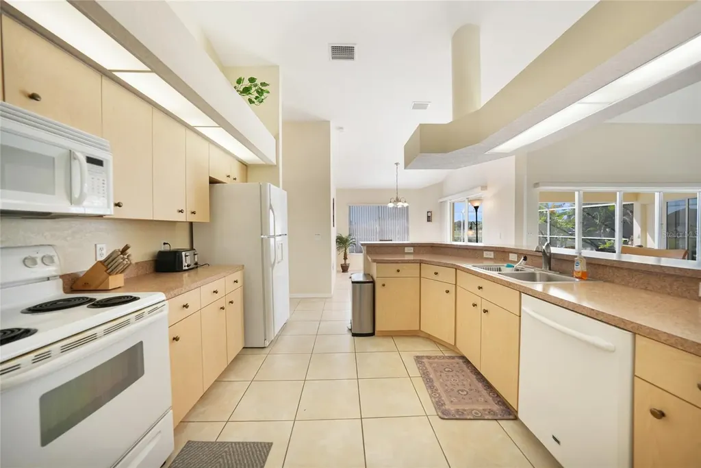 1185, 1183,1187 Rotonda Circle Rotonda West FL 33947