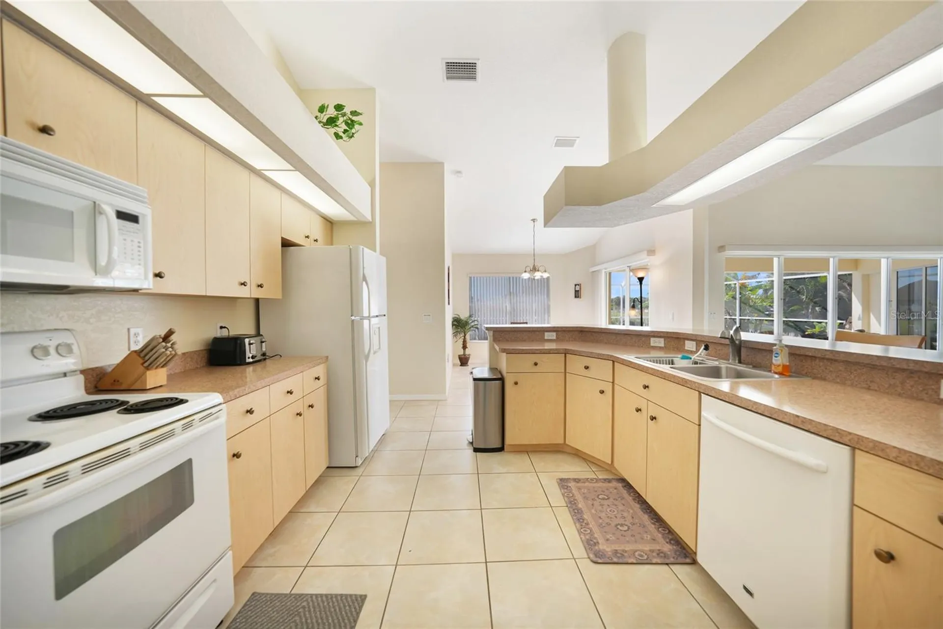 1185, 1183,1187 Rotonda Circle Rotonda West FL 33947