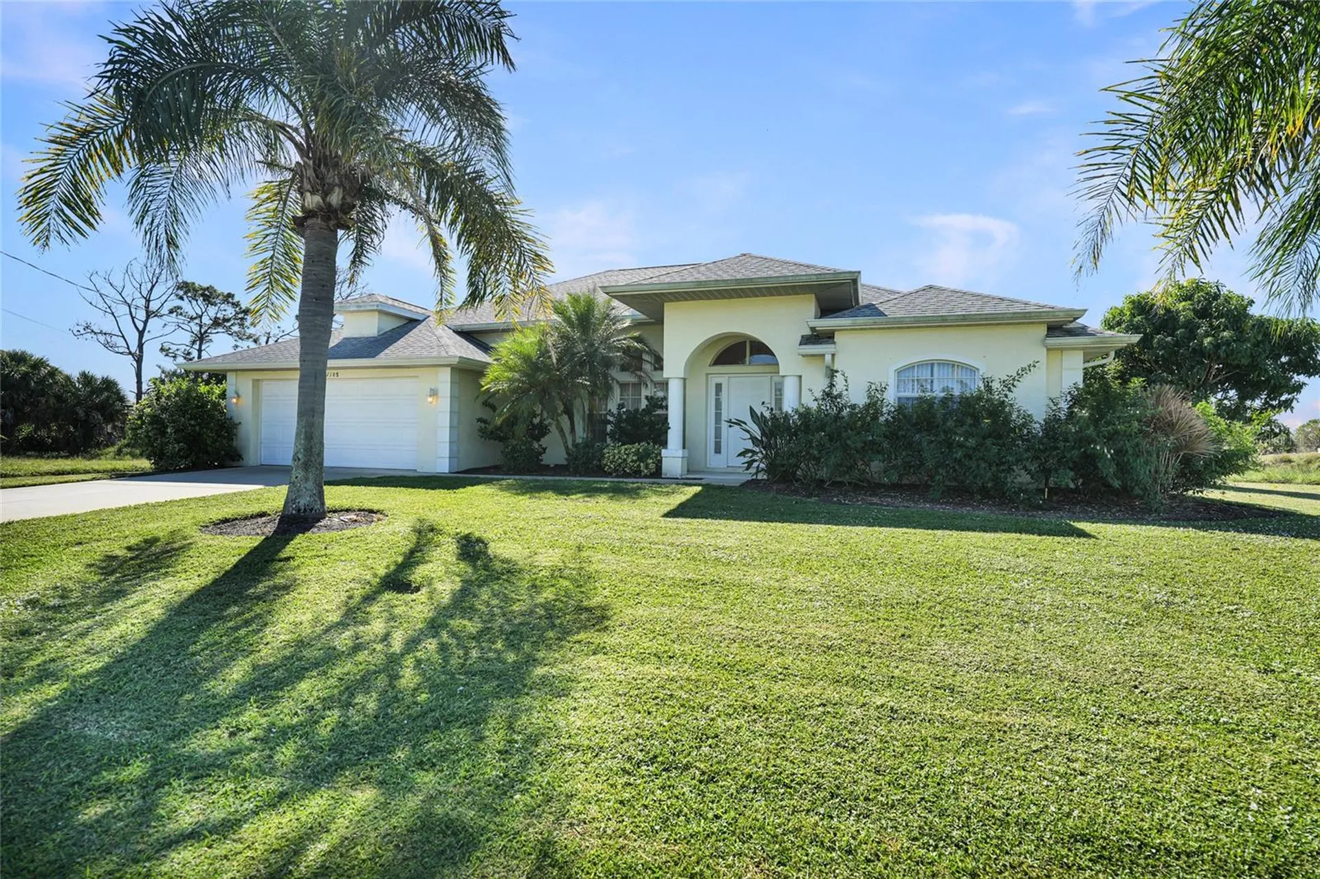 1185, 1183,1187 Rotonda Circle Rotonda West FL 33947