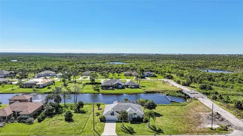 1185, 1183,1187 Rotonda Circle Rotonda West FL 33947