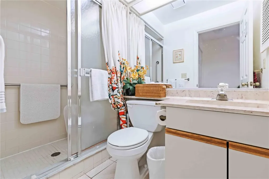 311 Oak Hill Way Sarasota FL 34232