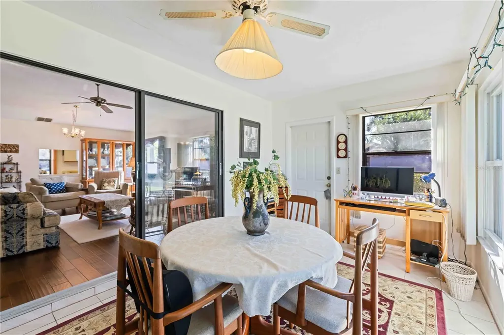 311 Oak Hill Way Sarasota FL 34232