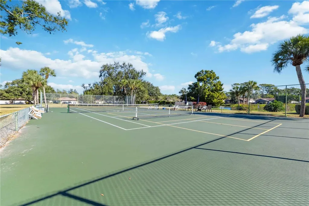 311 Oak Hill Way Sarasota FL 34232