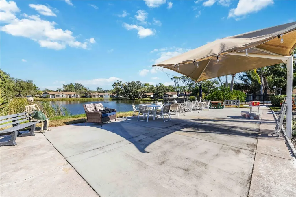 311 Oak Hill Way Sarasota FL 34232