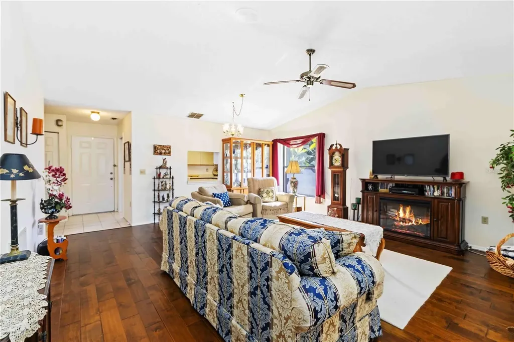 311 Oak Hill Way Sarasota FL 34232