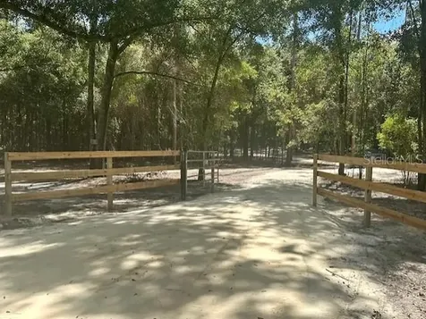 SW 20th Street Bell FL 32619