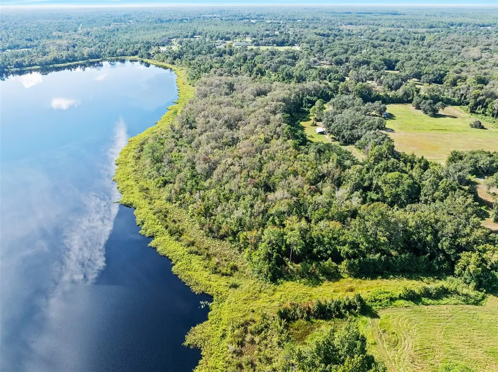 Roberts Road Pierson FL 32180