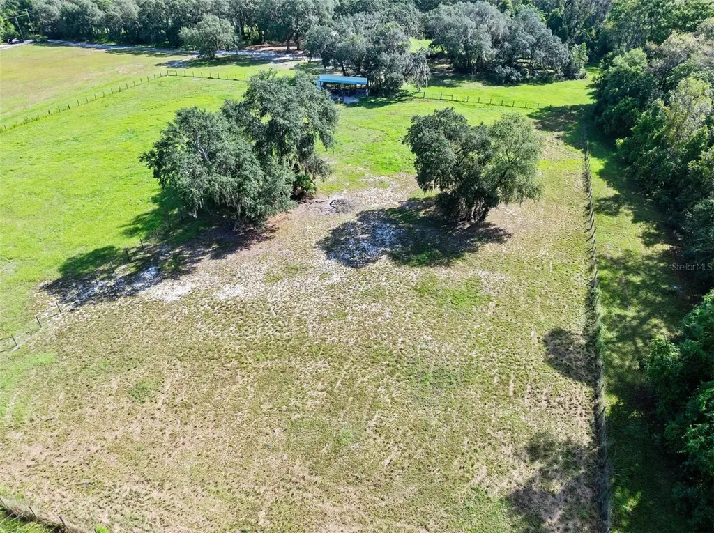 Roberts Road Pierson FL 32180