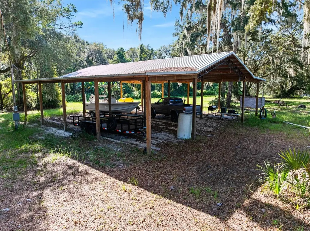Roberts Road Pierson FL 32180
