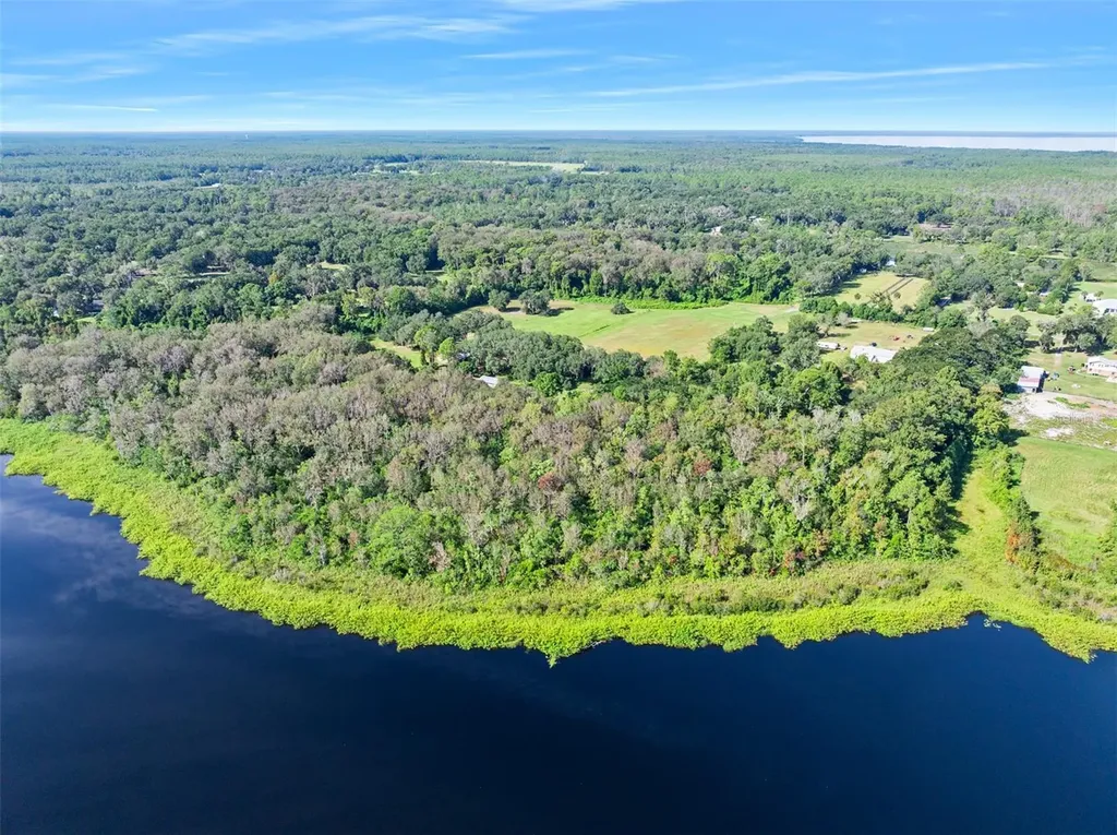 Roberts Road Pierson FL 32180