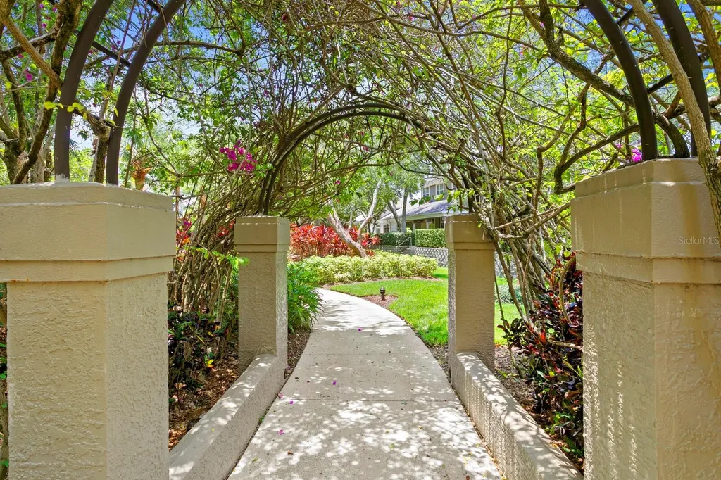 1002 S Harbour Island Boulevard Tampa FL 33602