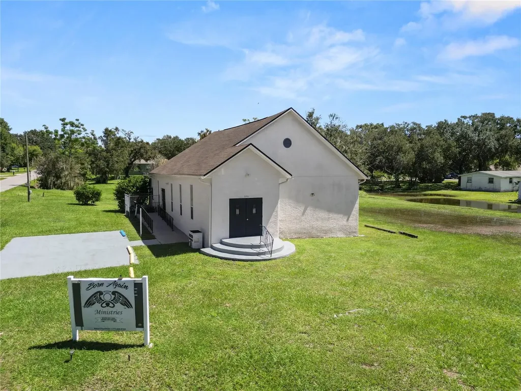 5701 Mcduffie Avenue Mulberry FL 33860