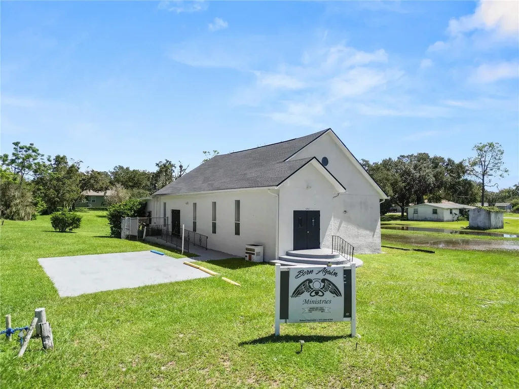 5701 Mcduffie Avenue Mulberry FL 33860