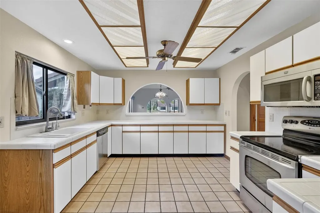 2613 Sunburst Court Lake Wales FL 33898