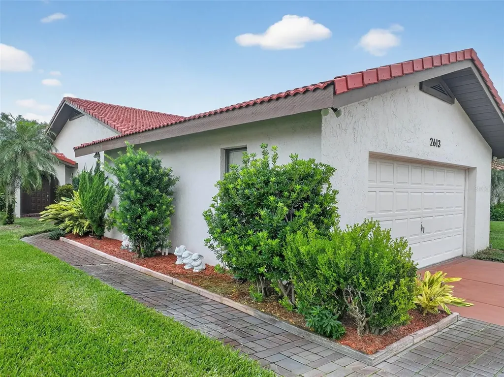 2613 Sunburst Court Lake Wales FL 33898