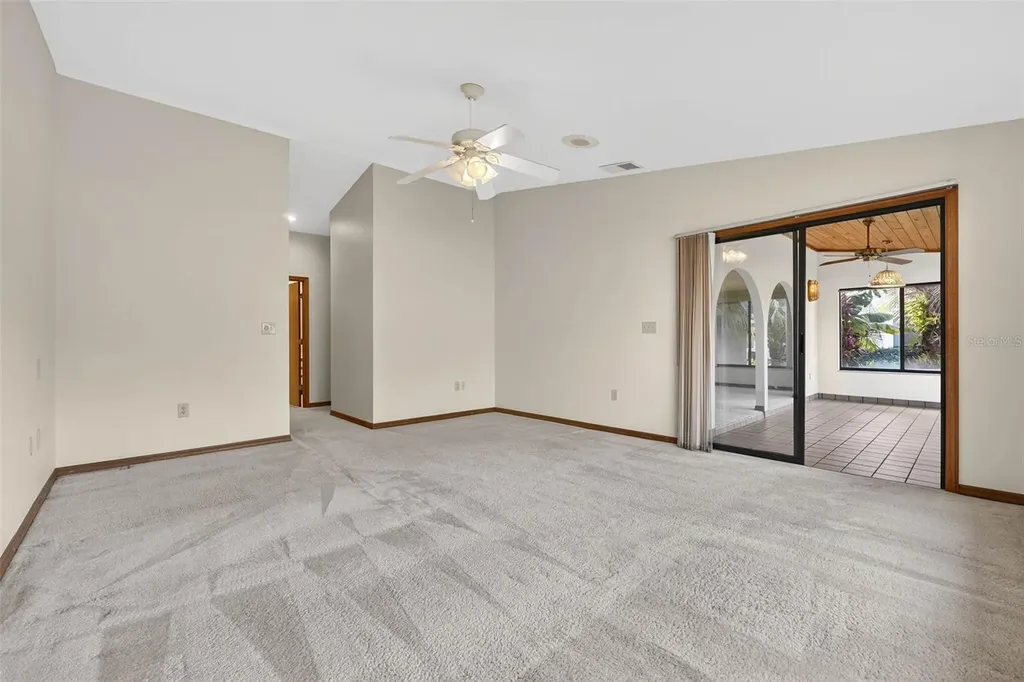 2613 Sunburst Court Lake Wales FL 33898