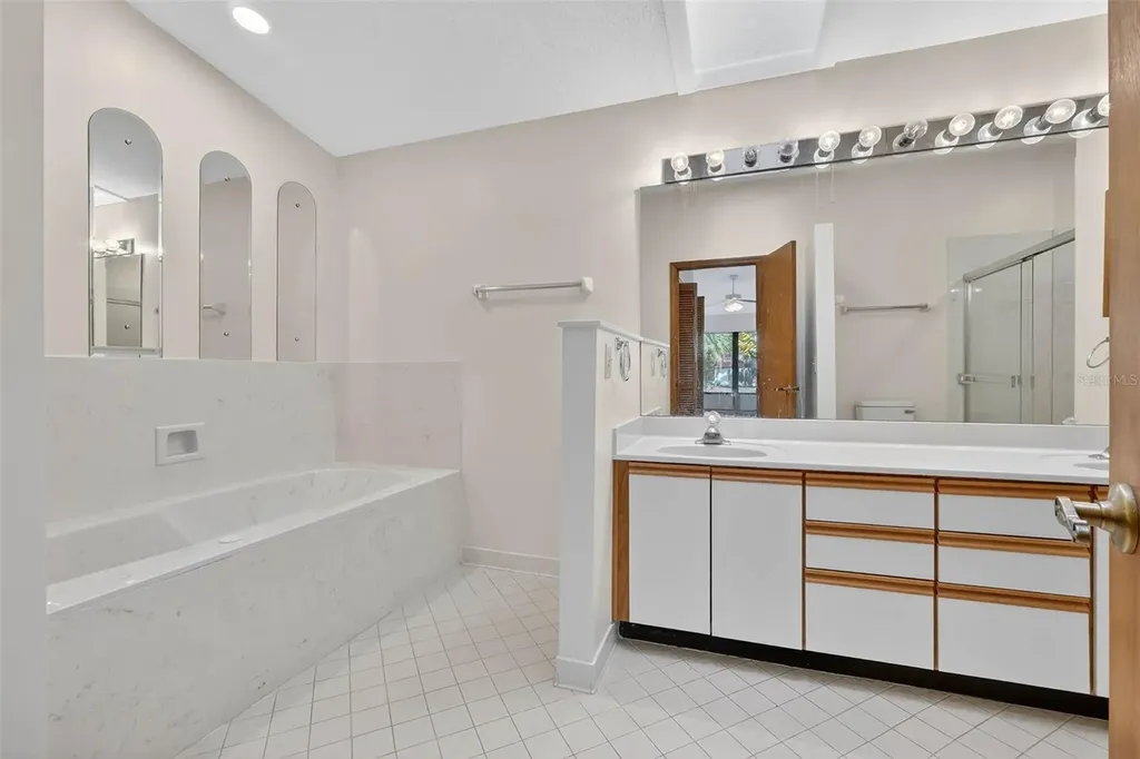 2613 Sunburst Court Lake Wales FL 33898