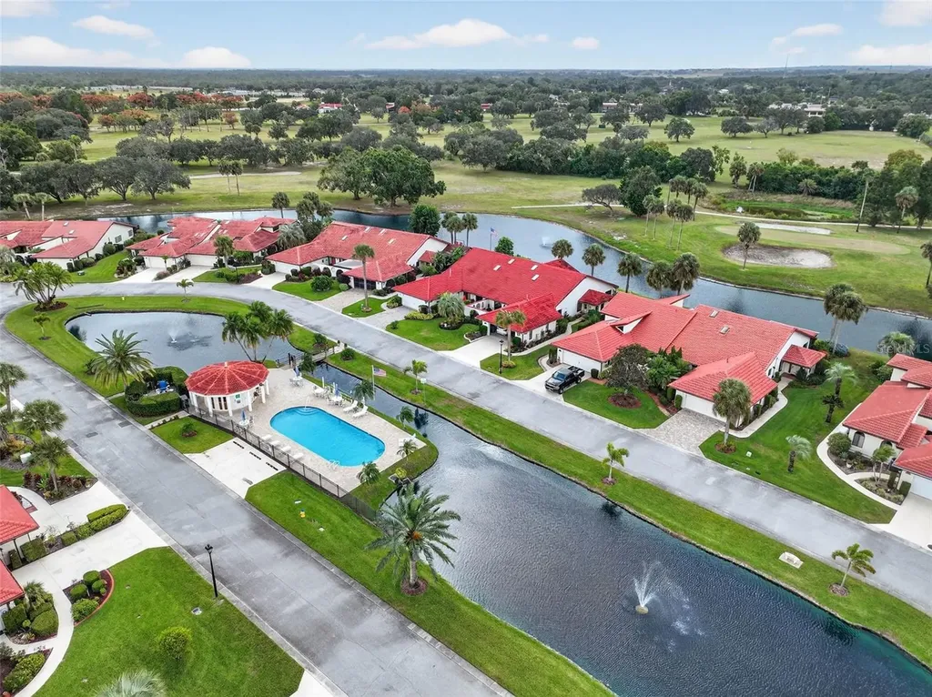 2613 Sunburst Court Lake Wales FL 33898