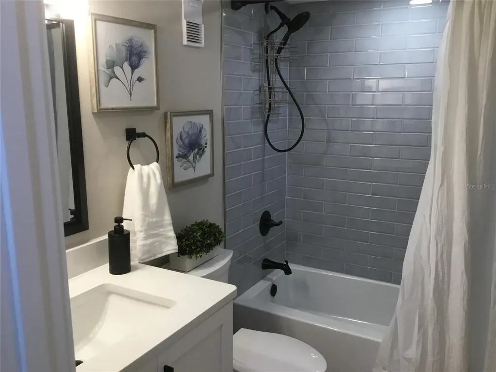 1571 S Atlantic Avenue New Smyrna Beach FL 32169