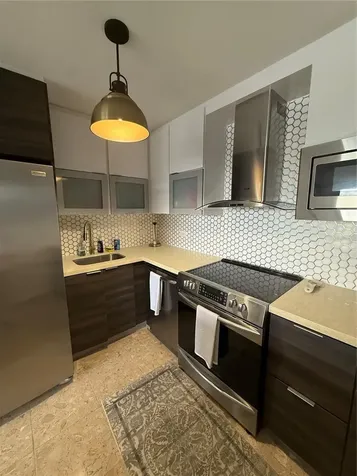 3001 Ave Isla Verde Plaza Del Mar Carolina PR 00979