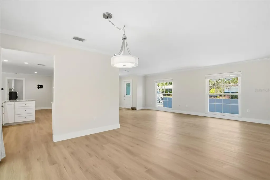630 Venice Lane Sarasota FL 34242
