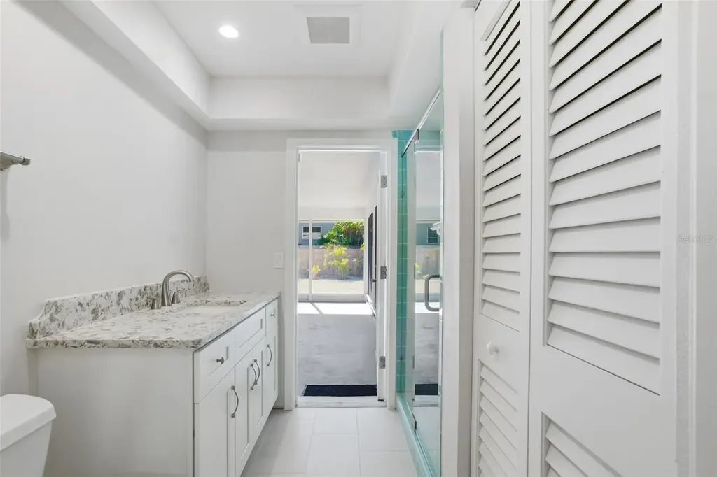 630 Venice Lane Sarasota FL 34242