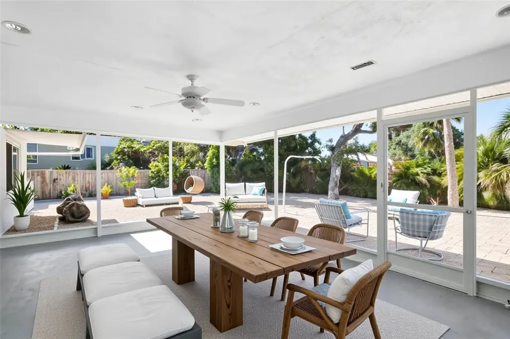 630 Venice Lane Sarasota FL 34242