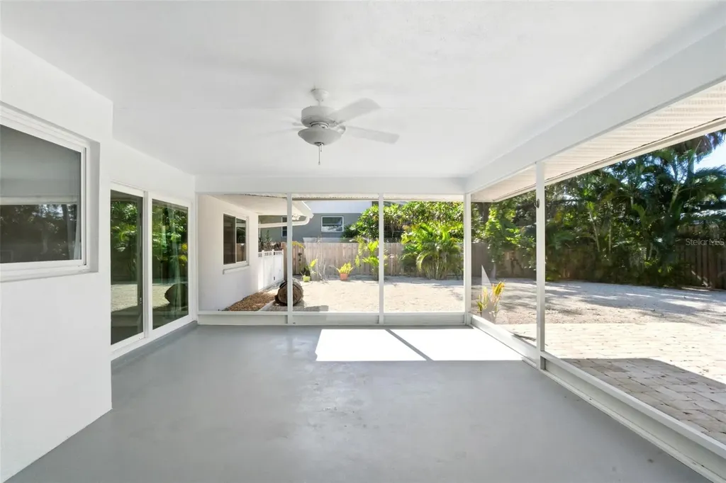 630 Venice Lane Sarasota FL 34242