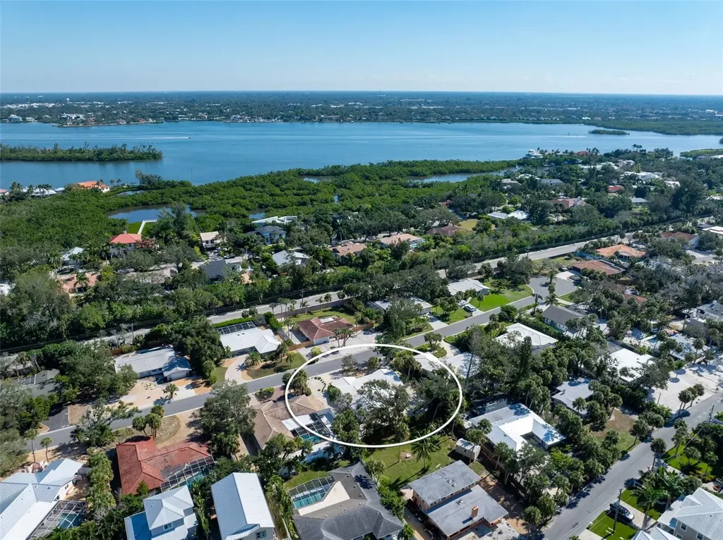 630 Venice Lane Sarasota FL 34242