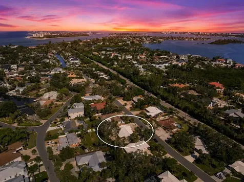 630 Venice Lane Sarasota FL 34242