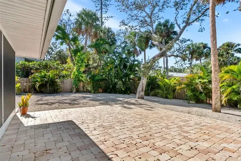 630 Venice Lane Sarasota FL 34242